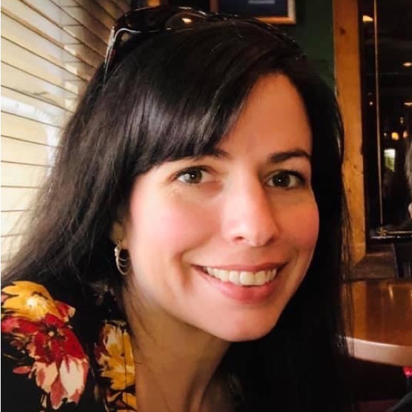 Meet your Posher, Leslie - Picture 2 of 2